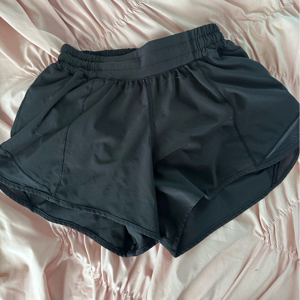 lululemon hotty hot shorts